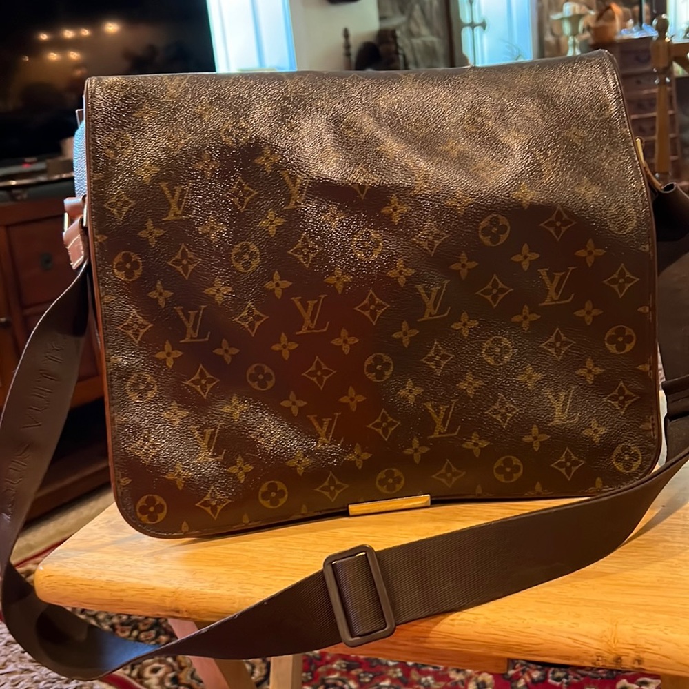 Louis Vuitton Large Messenger Bag Valmy MM